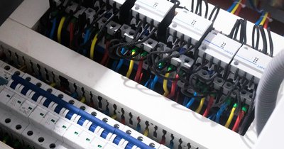 Elektroinstallation Bus: Funktion und Einsatz